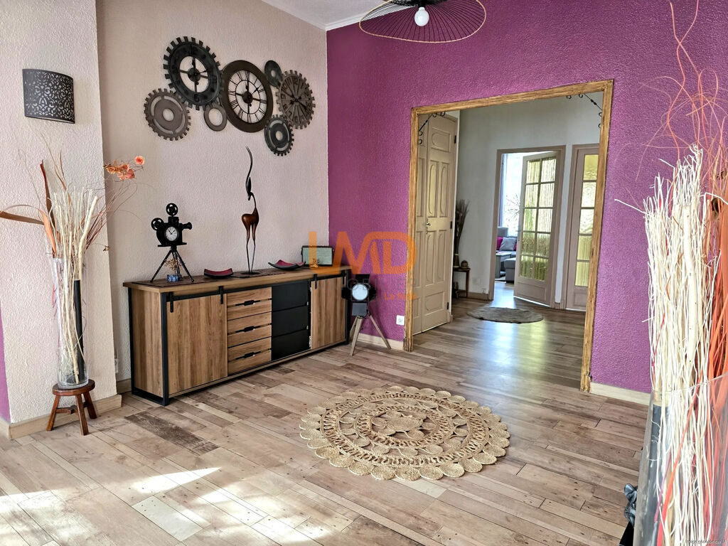 Photo 19 : Appartement en ville : terrasse, garage et vue sur la colline !