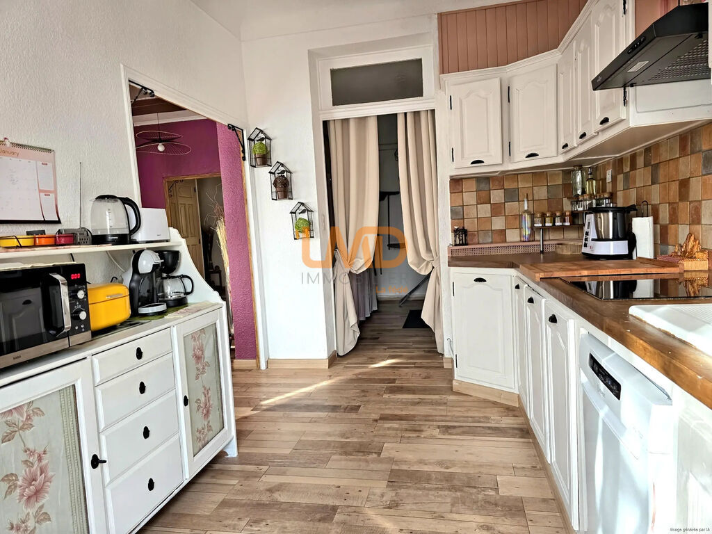 Photo 7 : Appartement en ville : terrasse, garage et vue sur la colline !