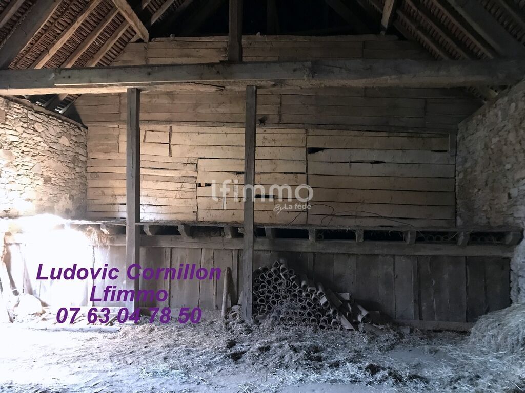 Photo 18 : Propriété orientée chevaux : 140m2, 8.8ha, dépendances