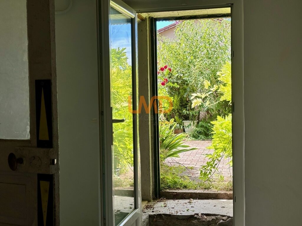 Photo 6 : maison de ville des années 30 avec annexes cabanon et cave