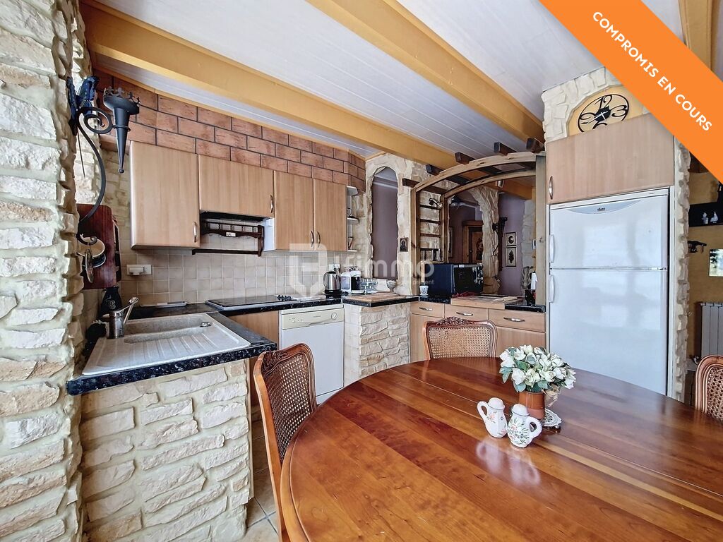 Photo 5 : Maison de 7 pièces, 123 m² - Plonévez-Porzay 29550