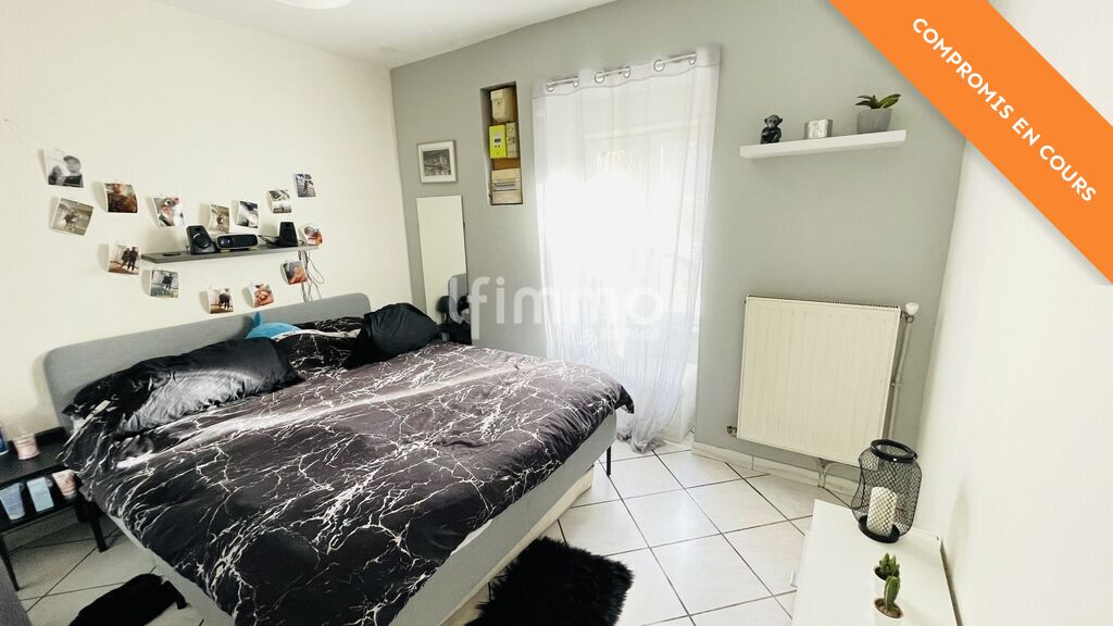 Photo 21 : Immeuble avec travaux 3 logements