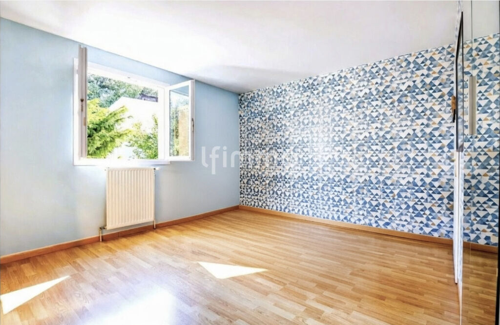 Photo 6 : Maison 13009 / Piscine / Garage