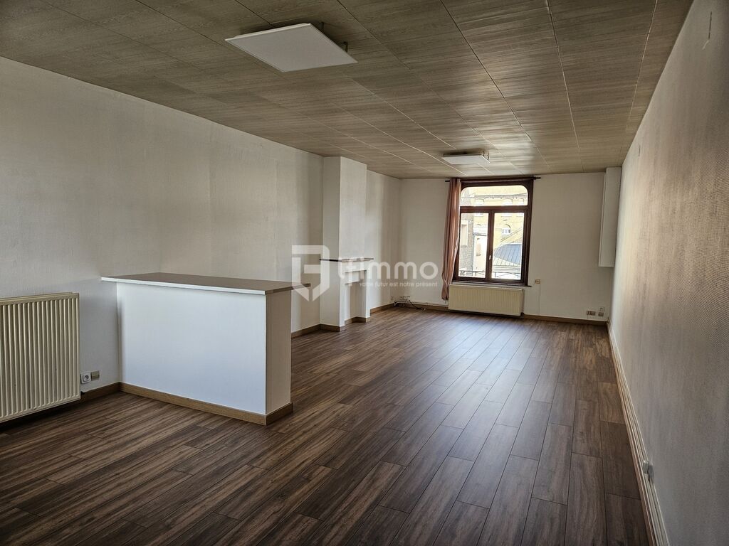 Photo 4 : Ensemble immobilier avec commerce et logement loué à Bapaume