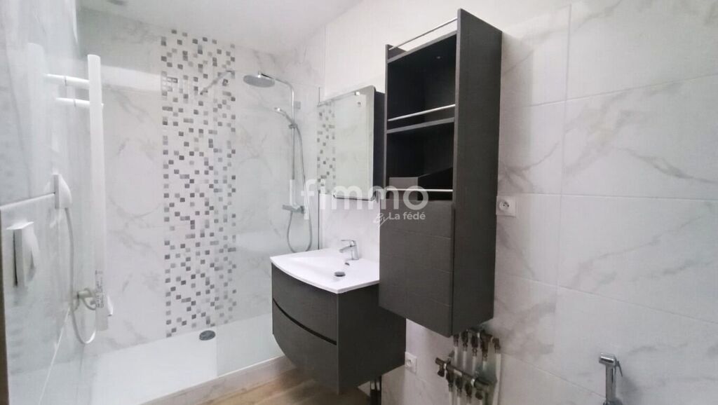 Photo 7 : Maison de ville entièrement rénovée