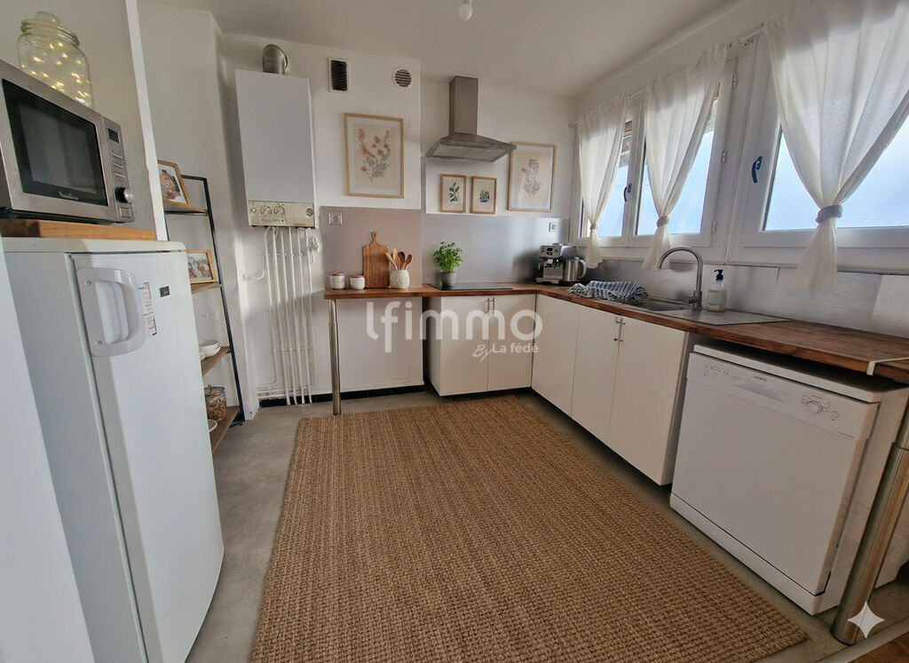 Photo 1 : Appartement T3 85 m² Parking