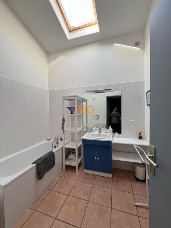 Photo 16 : villa de plain pied 5 pieces avec jardin