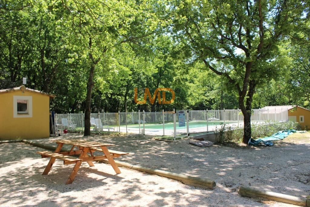 Photo 2 : villa de plain pied 5 pieces avec jardin