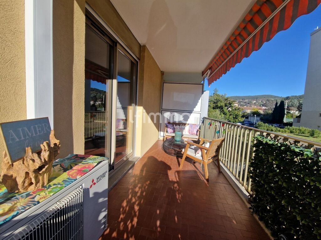 Photo 1 : Appartement 4 pièces, terrasses, cave et parking