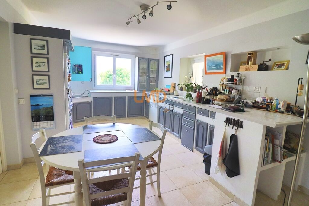 Photo 11 : Saint Maximin: maison 286m2 sur 5000m2 - 6 voire 7 chambres