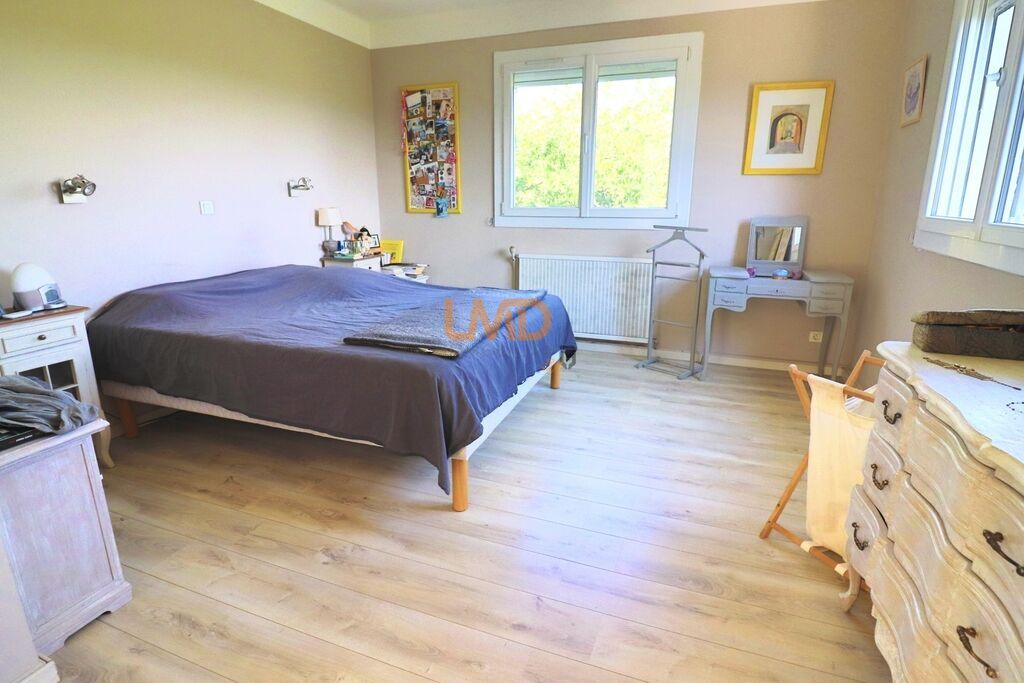 Photo 16 : Saint Maximin: maison 286m2 sur 5000m2 - 6 voire 7 chambres