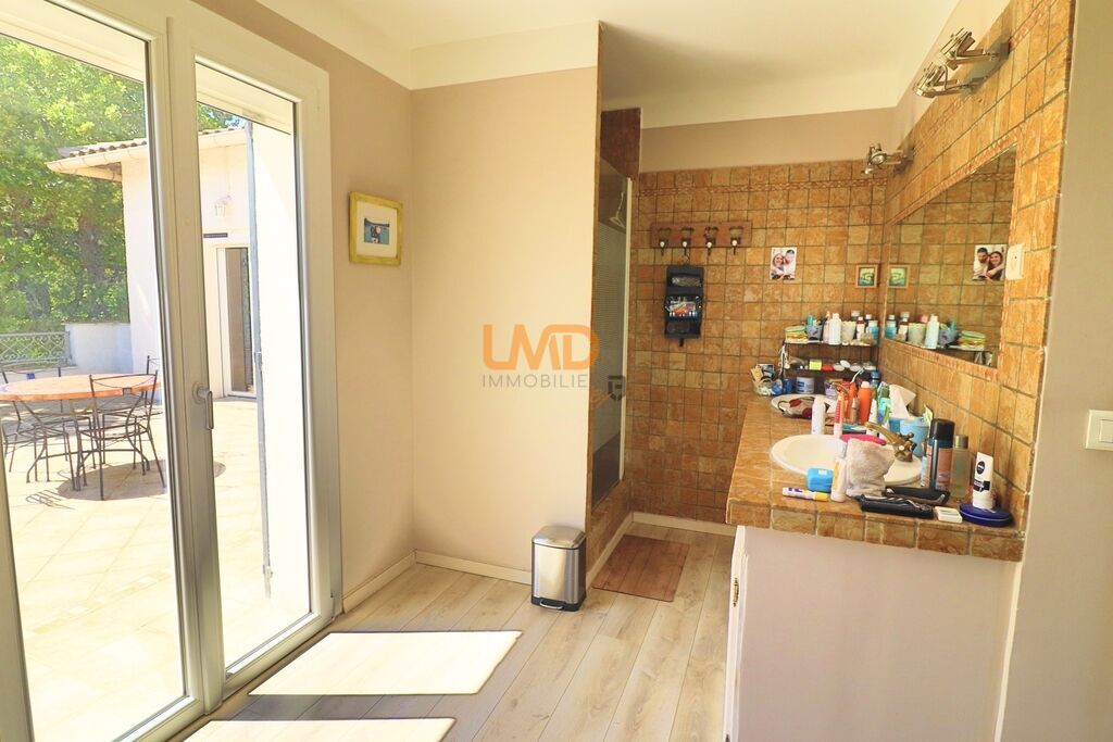 Photo 17 : Saint Maximin: maison 286m2 sur 5000m2 - 6 voire 7 chambres