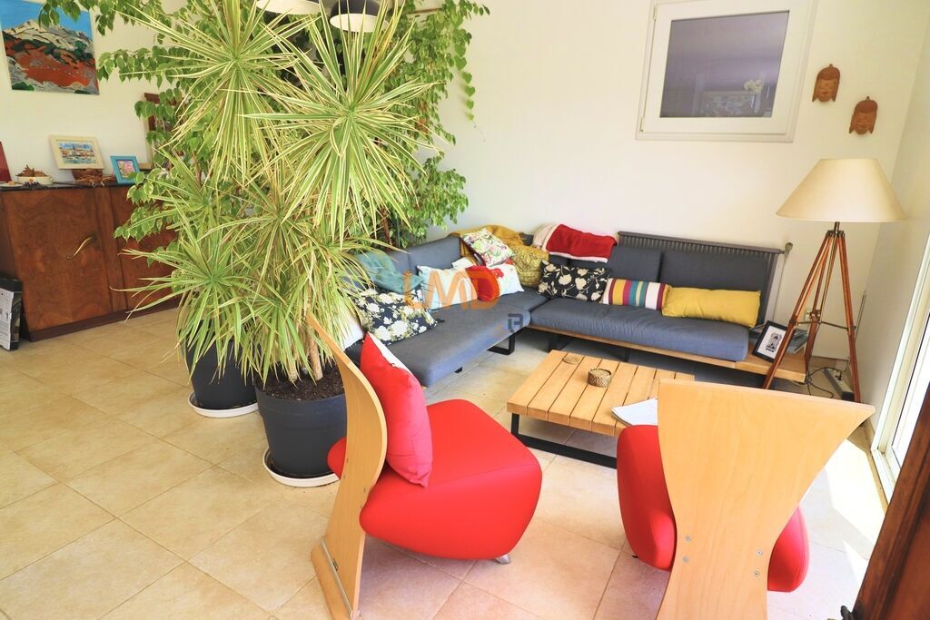 Photo 8 : Saint Maximin: maison 286m2 sur 5000m2 - 6 voire 7 chambres