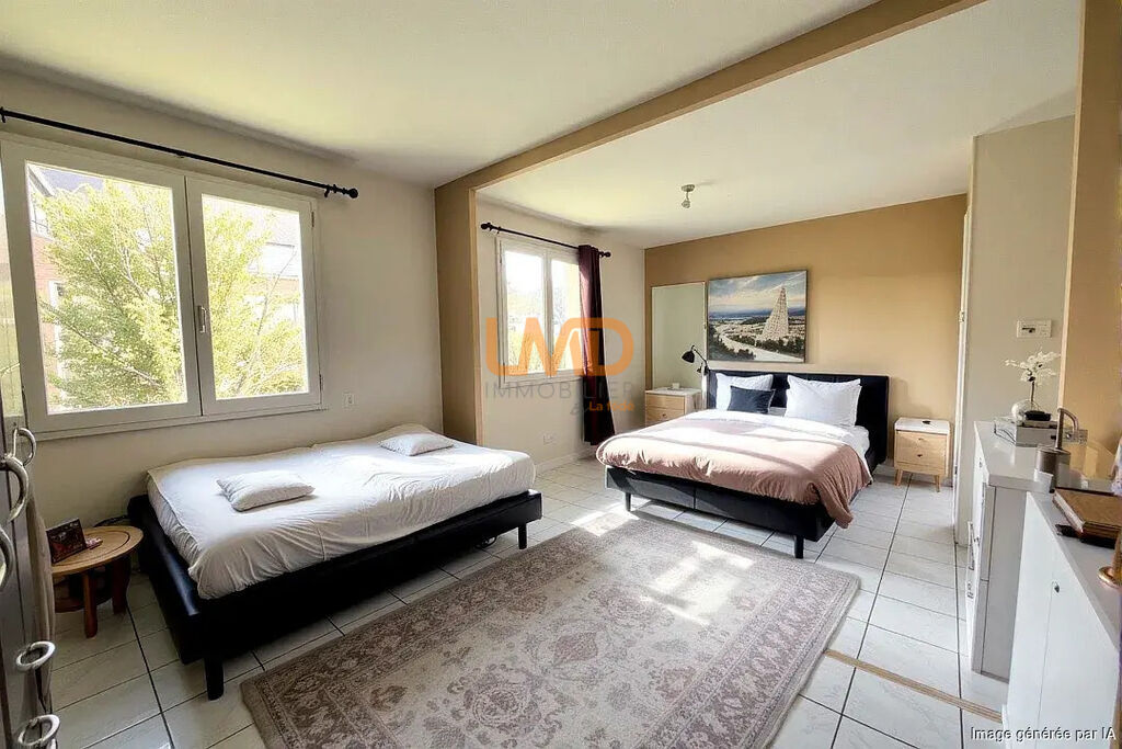 Photo 16 : Maison avec piscine – Centre de Vesseaux – Commodités à pied