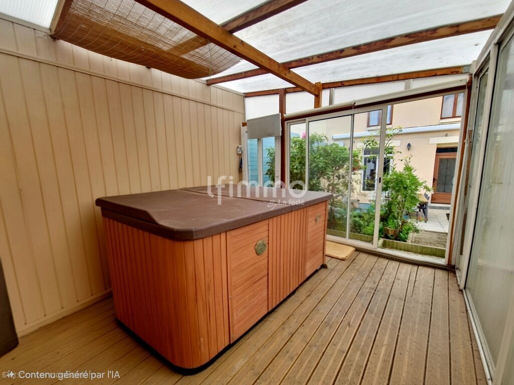 Photo 15 : Maison familiale  avec dépendance indépendante à Saint-Leu-la-F