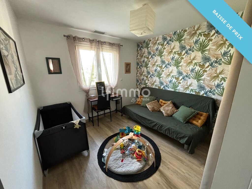 Photo 9 : Maison Familiale - 6 pièces - 146m2 - Piscine