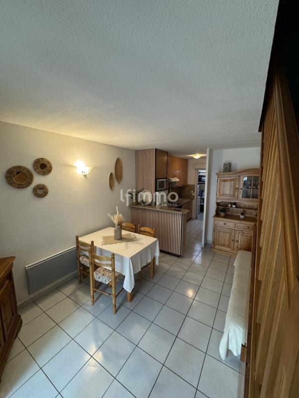 Photo 6 : maison mitoyenne – 2 chambres – terrasse – piscine – fleury