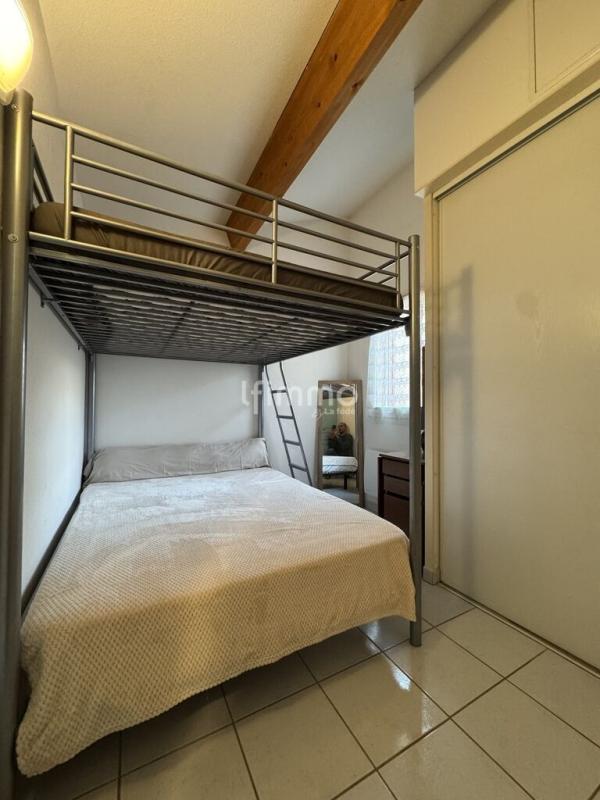 Photo 9 : maison mitoyenne – 2 chambres – terrasse – piscine – fleury