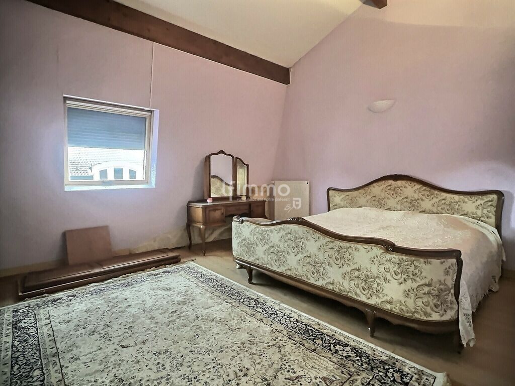 Photo 6 : Immeuble mixte - 2 appartements, 1 local avec bureaux