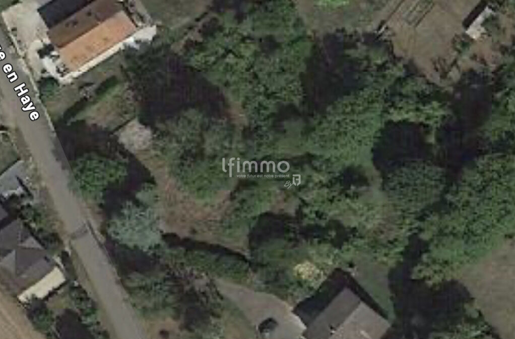Photo 1 : Terrain constructible de plus de 35 ares