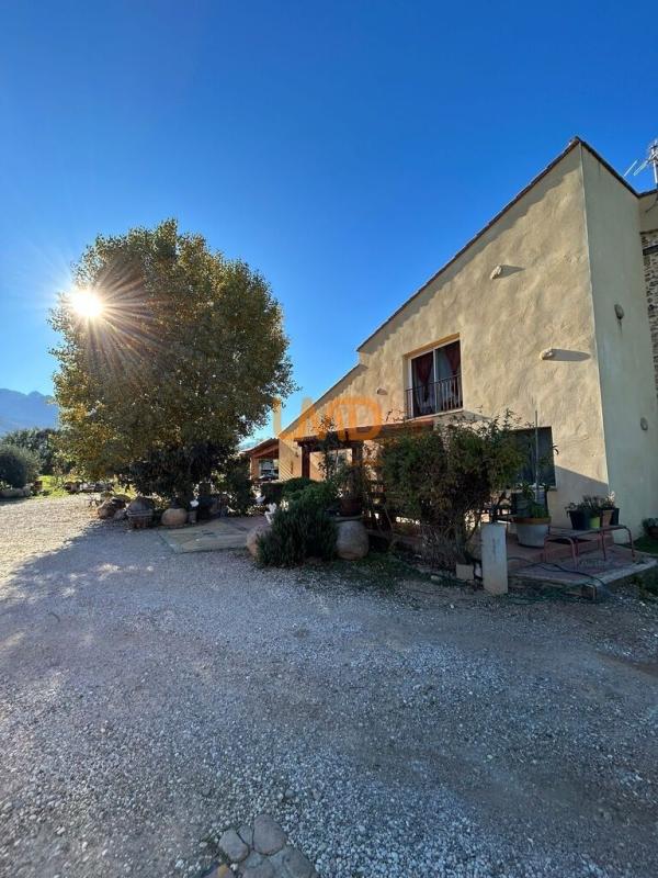 Photo 1 : Mas en pleine nature