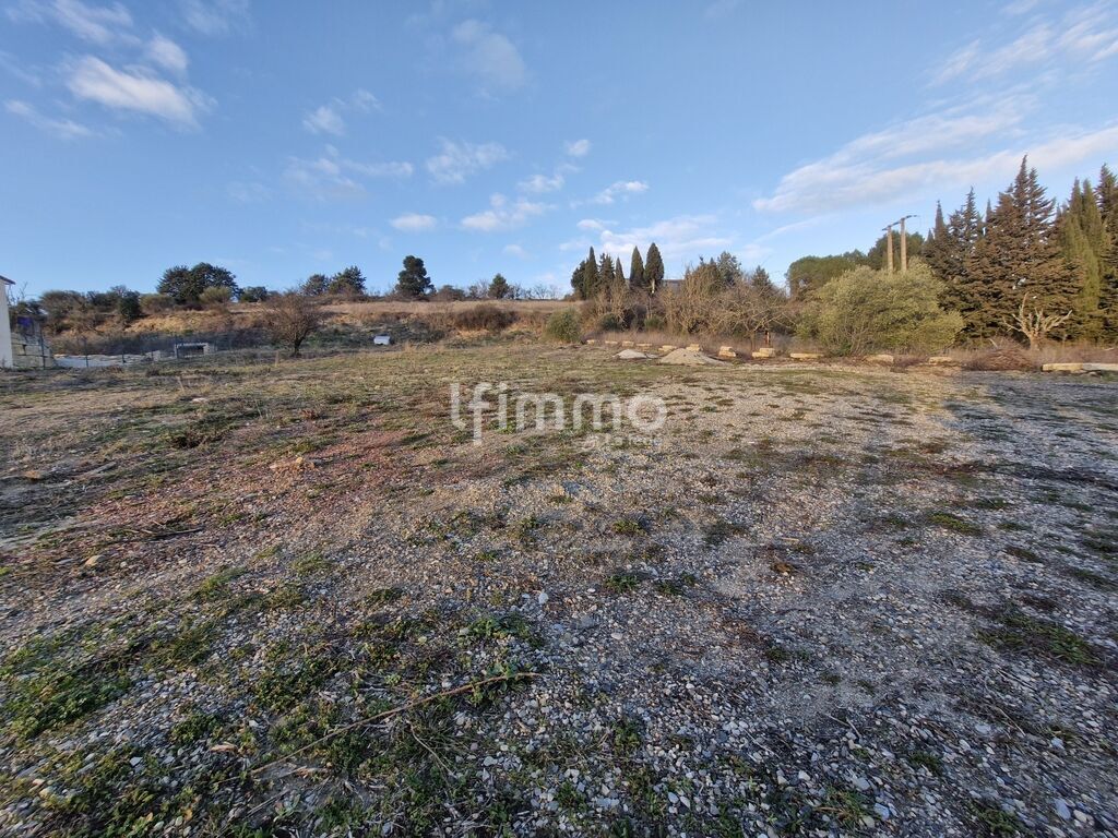 Photo 1 : Terrain à bâtir viabilisé – 1 446 m² – Gaja-et-Villedieu