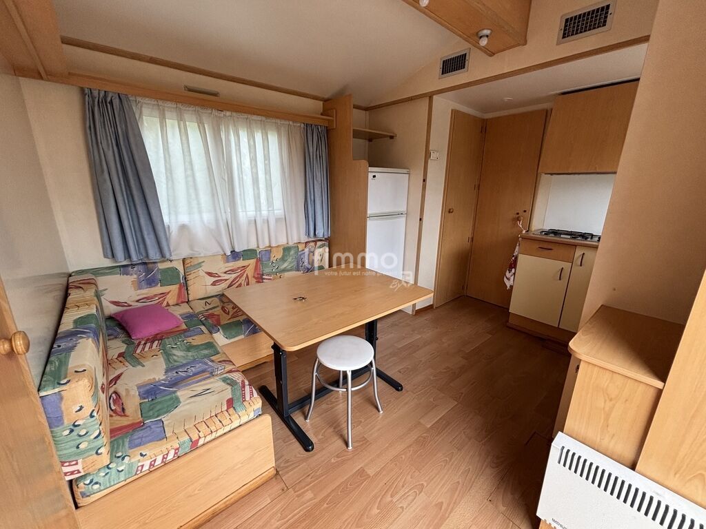 Photo 2 : Mobilhome exposé plein sud sur terrain de 425 m2 environ