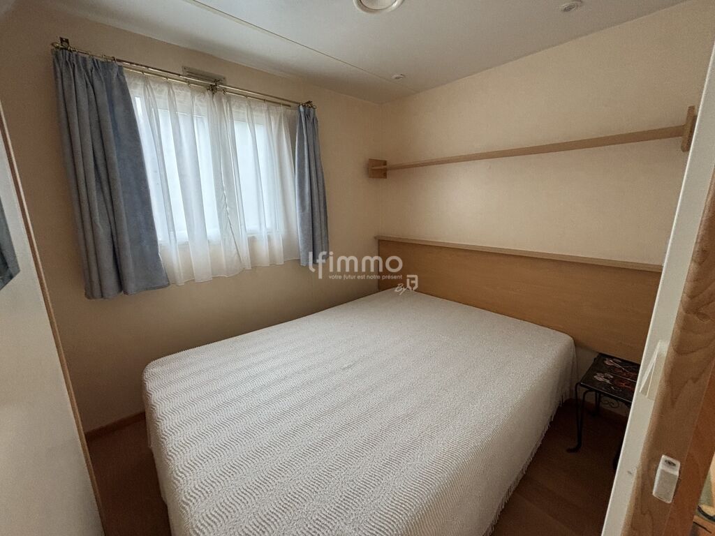 Photo 3 : Mobilhome exposé plein sud sur terrain de 425 m2 environ