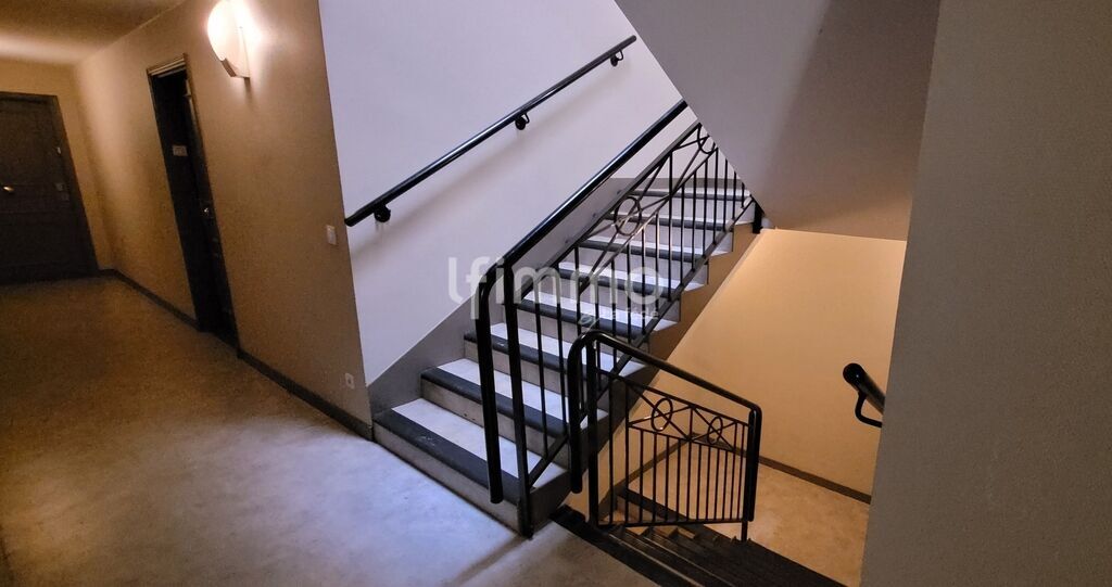 Photo 7 : Appartement 2 pièces balcon et parking