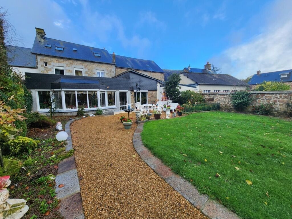 Photo 1 : Maison avec du cachet dans le bourg