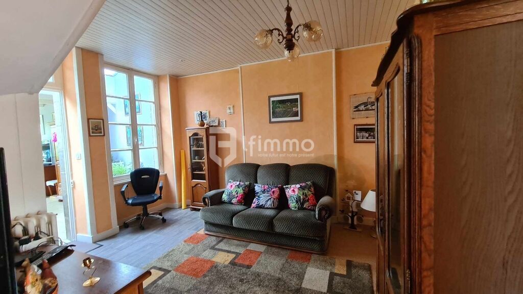 Photo 5 : Maison avec du cachet dans le bourg