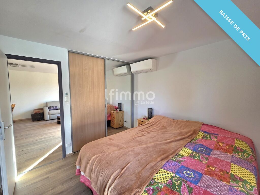 Photo 11 : Appartement F3  63 m²  Terrasse, jardin, garage et parking