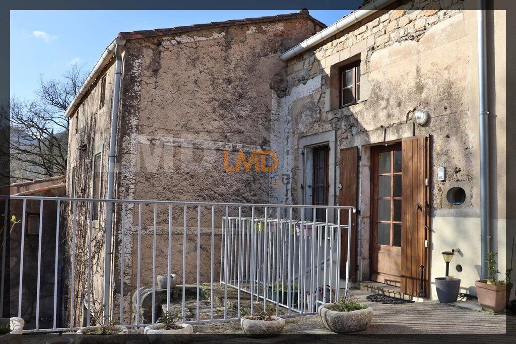 Photo 24 : Charmante maison en pierre avec dépendance et terrain boisé