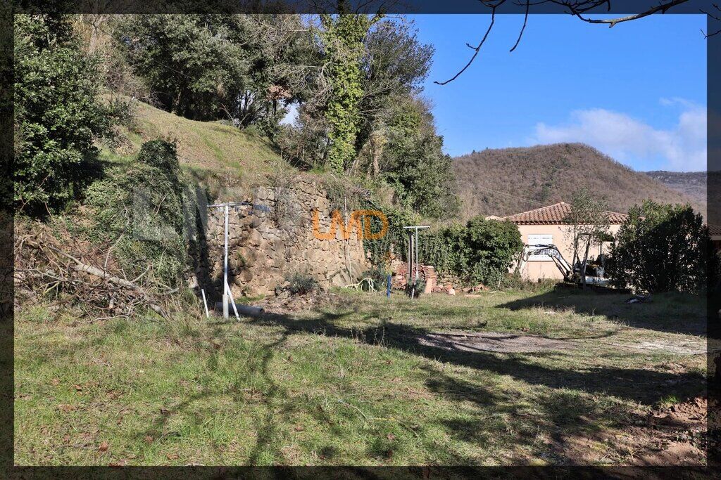 Photo 25 : Charmante maison en pierre avec dépendance et terrain boisé