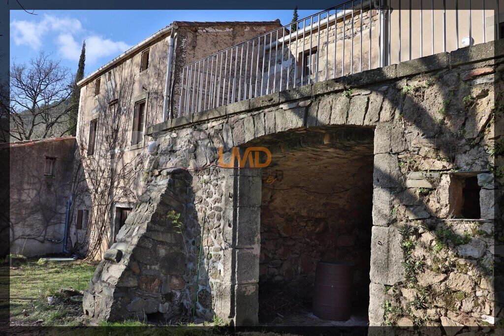 Photo 26 : Charmante maison en pierre avec dépendance et terrain boisé