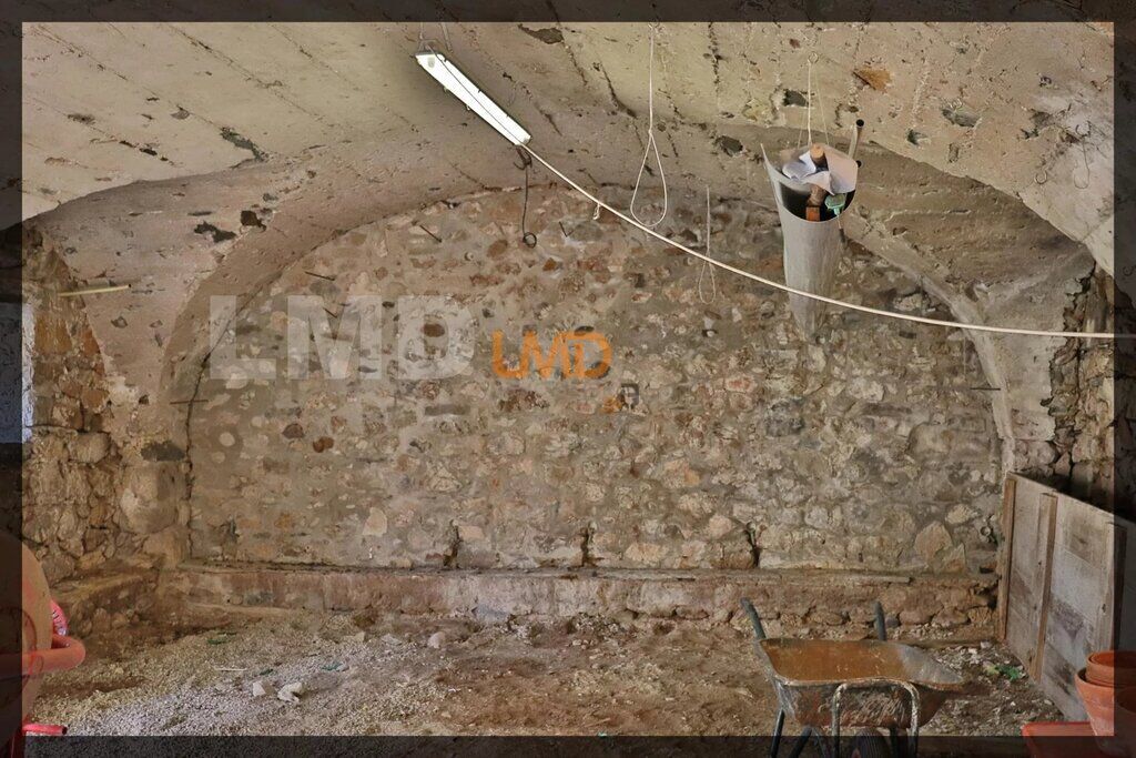 Photo 28 : Charmante maison en pierre avec dépendance et terrain boisé