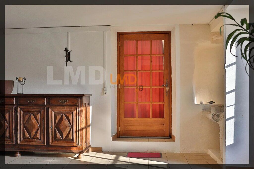 Photo 9 : Charmante maison en pierre avec dépendance et terrain boisé