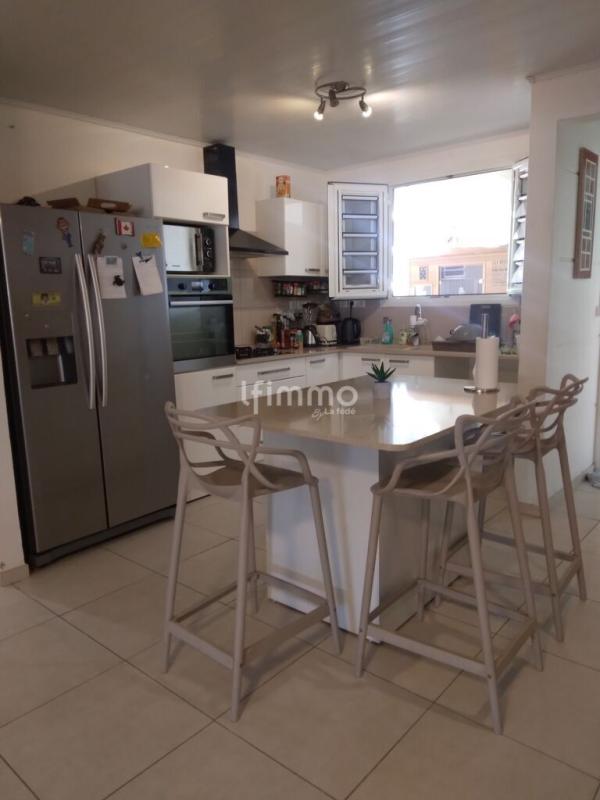 Photo 5 : Maison avec piscine à Schoelcher