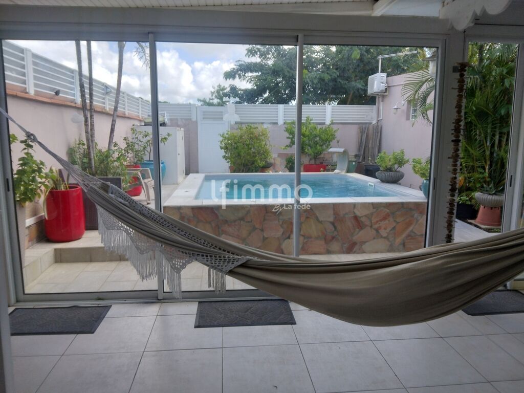 Photo 9 : Maison avec piscine à Schoelcher