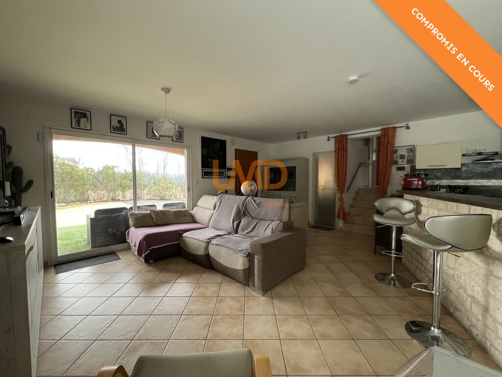 Photo 10 : Mercuer – Maison T6 avec piscine, terrasses et grand garage