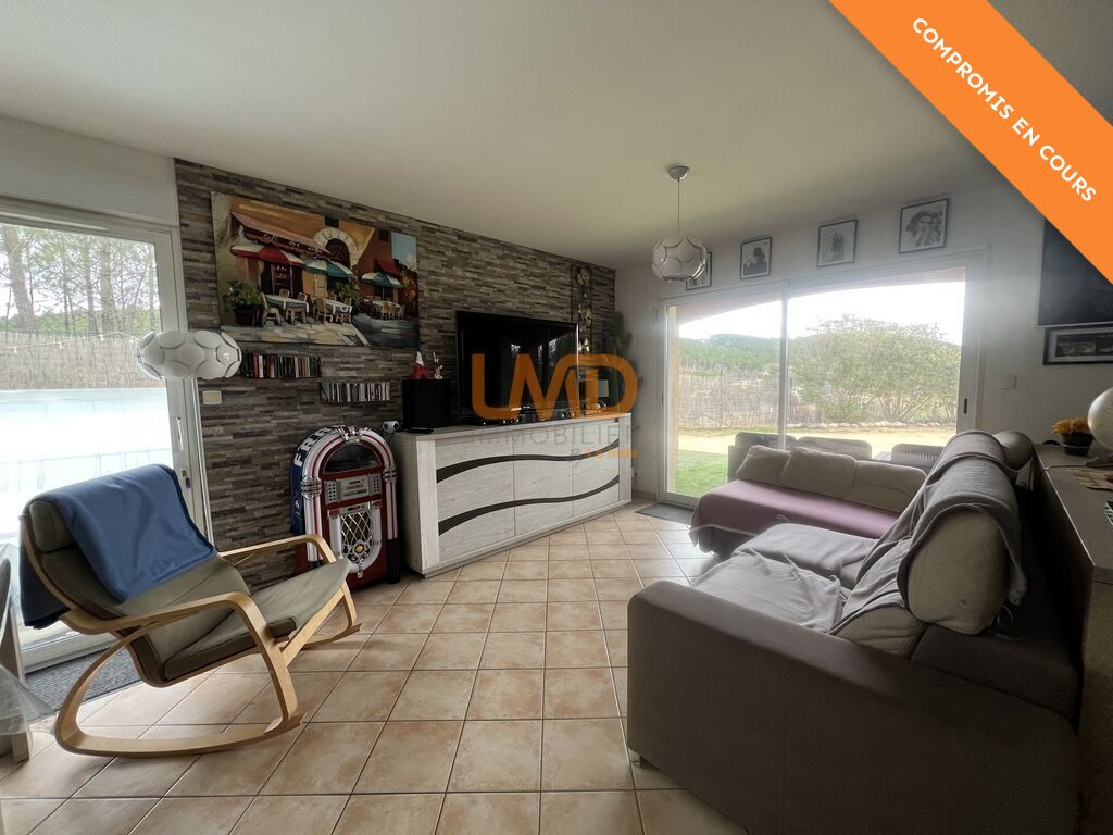 Photo 11 : Mercuer – Maison T6 avec piscine, terrasses et grand garage