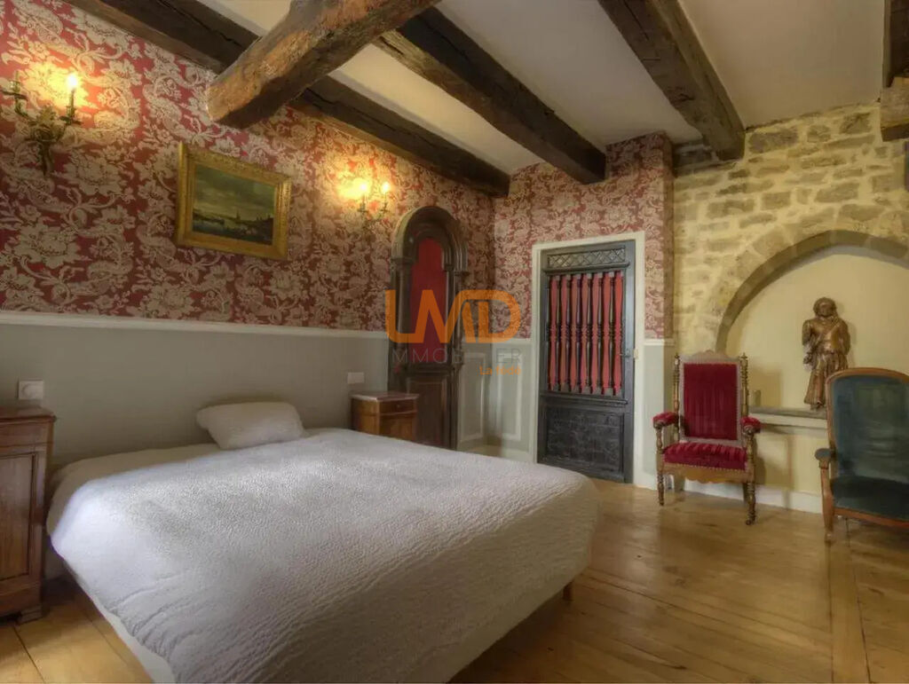 Photo 2 : Hôtel particulier du 13ème siècle entièrement rénové