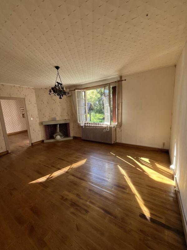 Photo 4 : Maison de 73m² à rénover avec son bel espace extérieur - Montpon