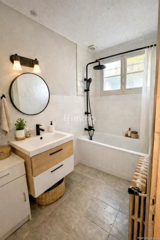 Photo 7 : Maison de 73m² à rénover avec son bel espace extérieur - Montpon