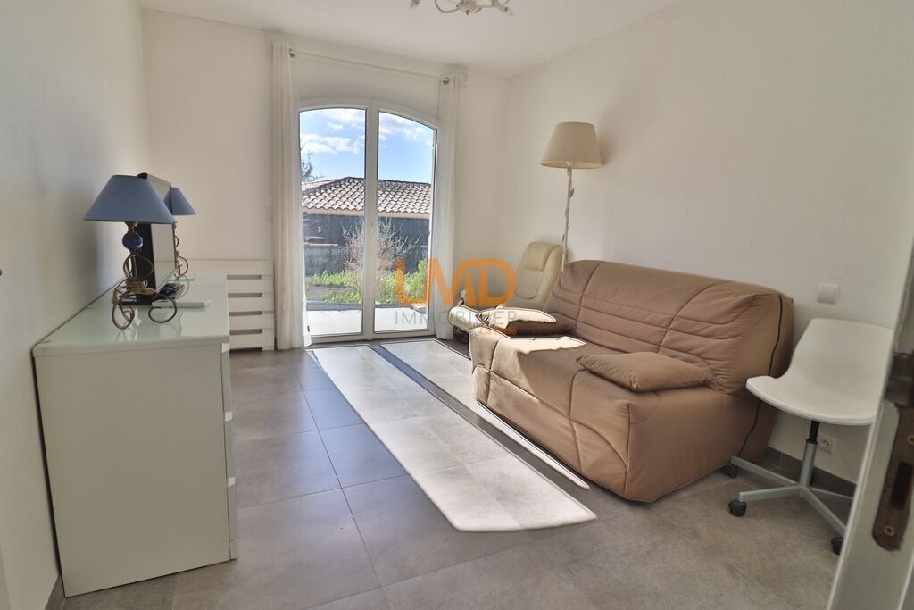 Photo 12 : Plan de Cuques - Villa provençale T5 de 142m2