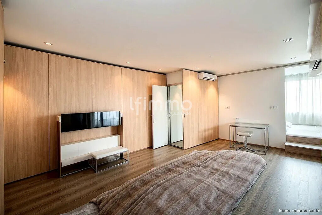 Photo 4 : Maison de ville avec jardin à rénover