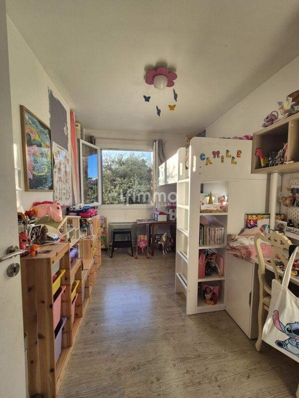 Photo 11 : Haut de Villa 4P 91M2 avec Terrasse 16M2 13011