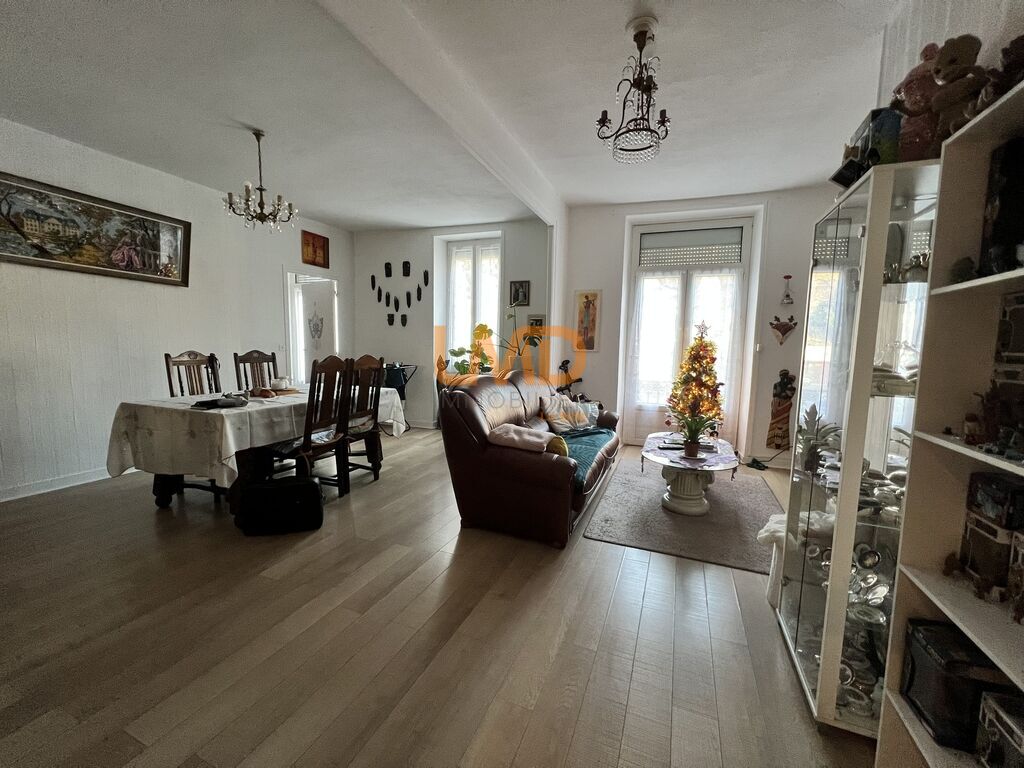 Photo 2 : Immeuble de rapport – centre-ville d’Aubin Aveyron