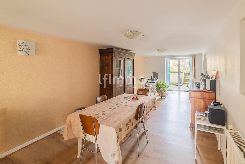 Photo 3 : Coquette Propriété, bien rénovée, en pleine campagne mosellane