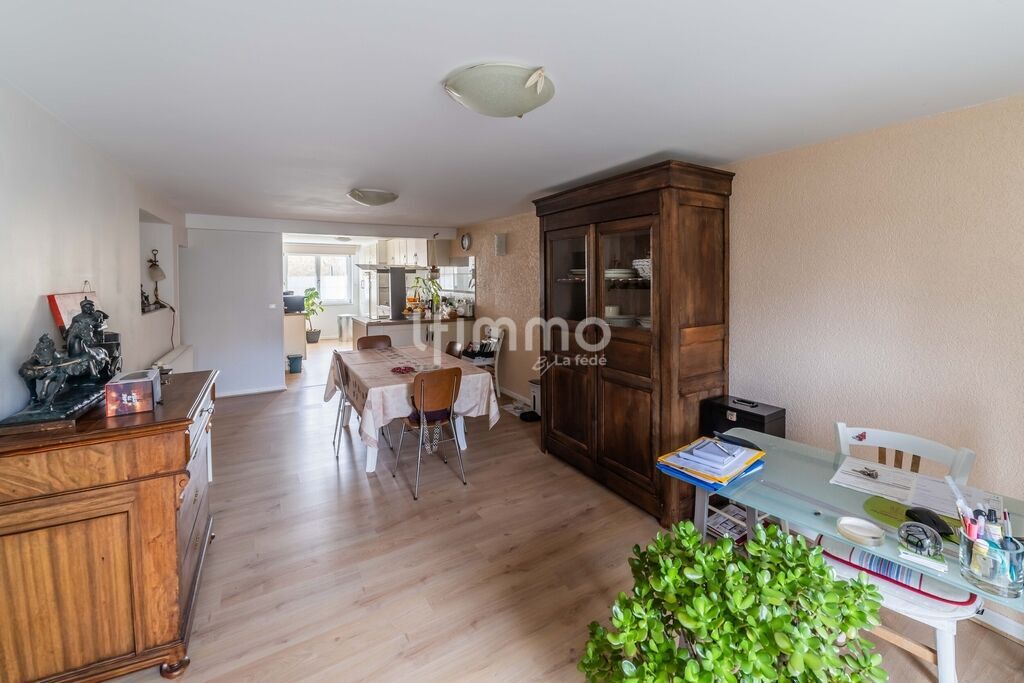 Photo 5 : Coquette Propriété, bien rénovée, en pleine campagne mosellane